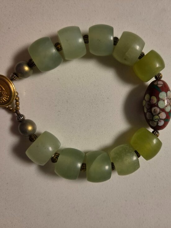 Hand made Jewelry - Natural handmade jade bracelet.